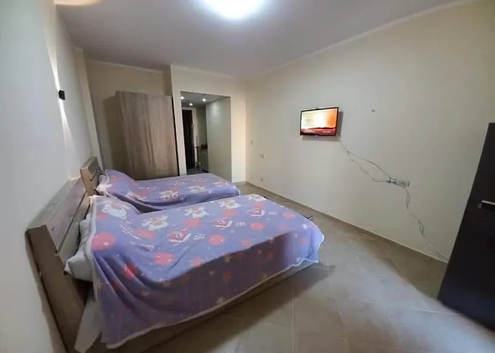 Aparthotel Florenza Pool View # I324 *