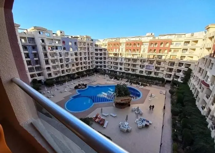 Aparthotel Florenza Pool View # I324